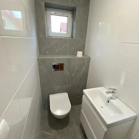 Dom Z Pieknymi Widokami Na Jezioro Rynskie Ilasy. Feriehus Rybical